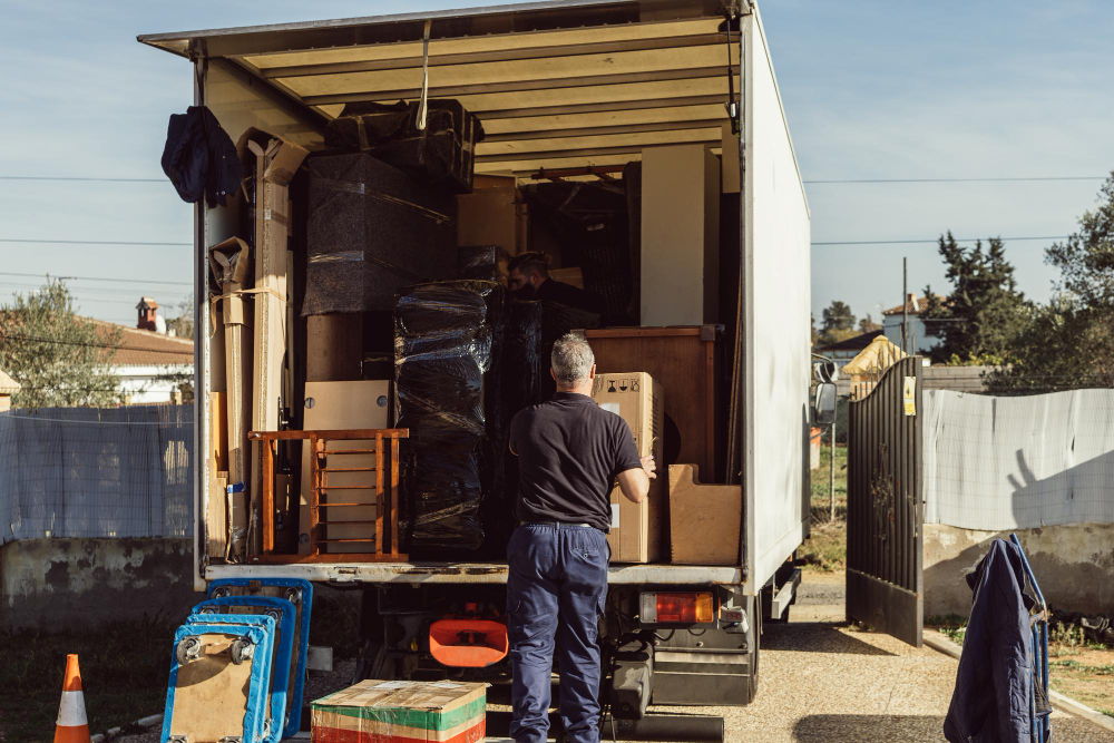 Why local house removals often work out cheaper 1 local house removals